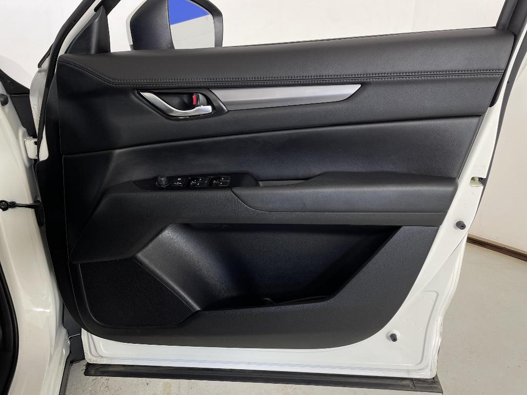 Photo '15' of Mazda CX-5 Photo '15' of Mazda CX-5