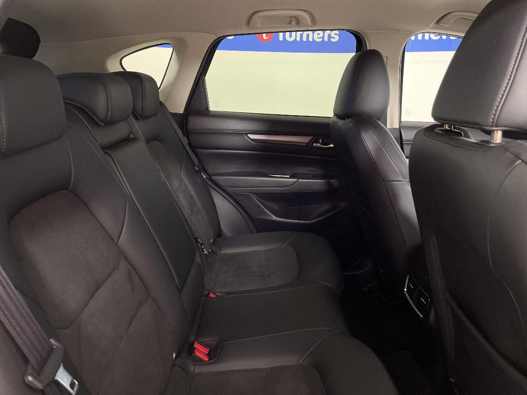 Photo '20' of Mazda CX-5 Photo '20' of Mazda CX-5