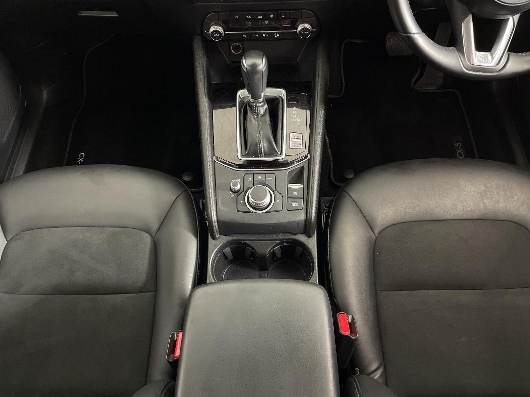 Photo '18' of Mazda CX-5 Photo '18' of Mazda CX-5