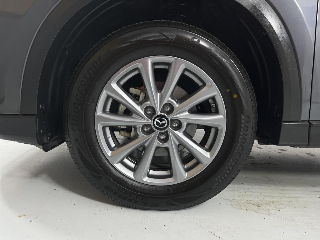 Photo '10' of Mazda CX-5