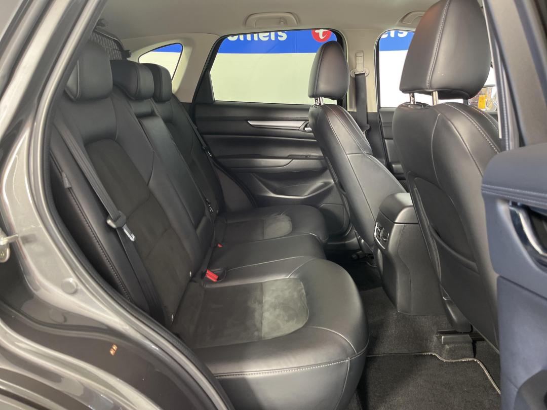 Photo '20' of Mazda CX-5