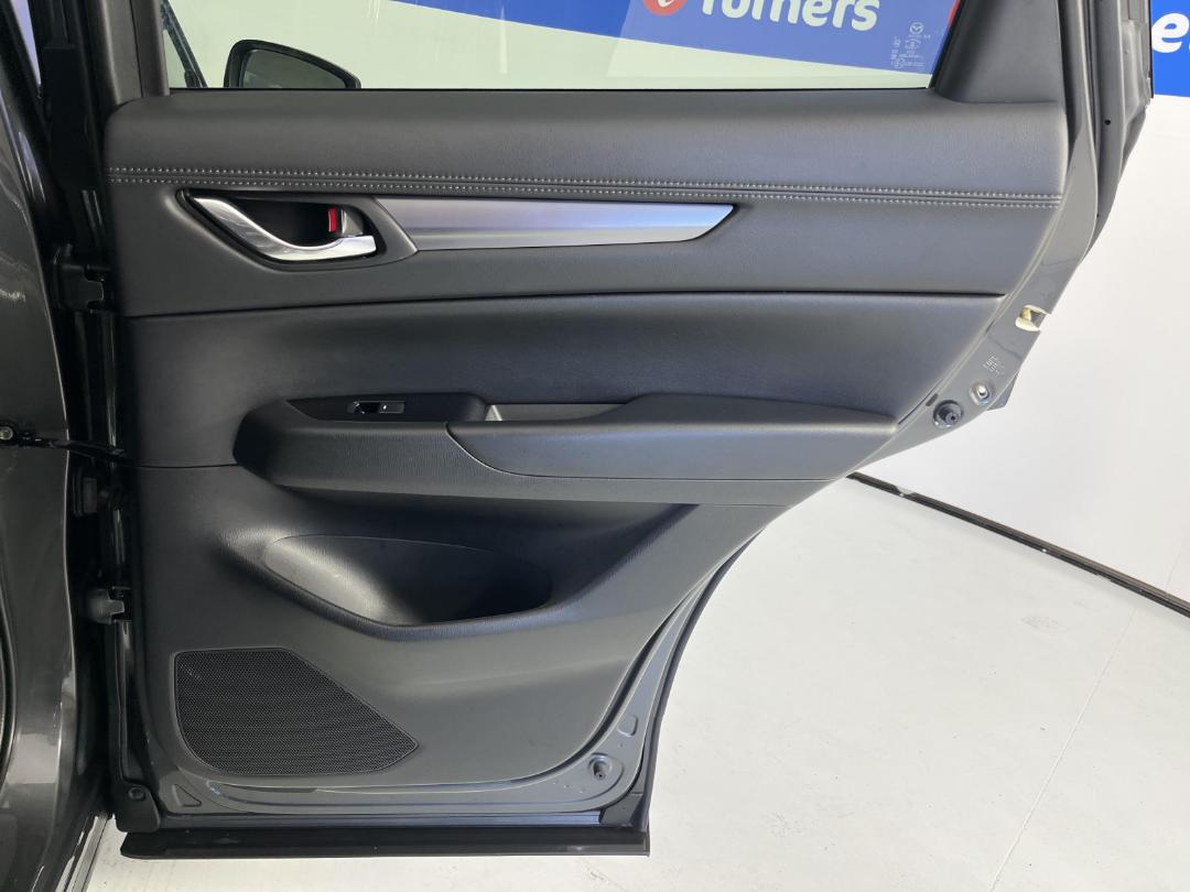 Photo '19' of Mazda CX-5