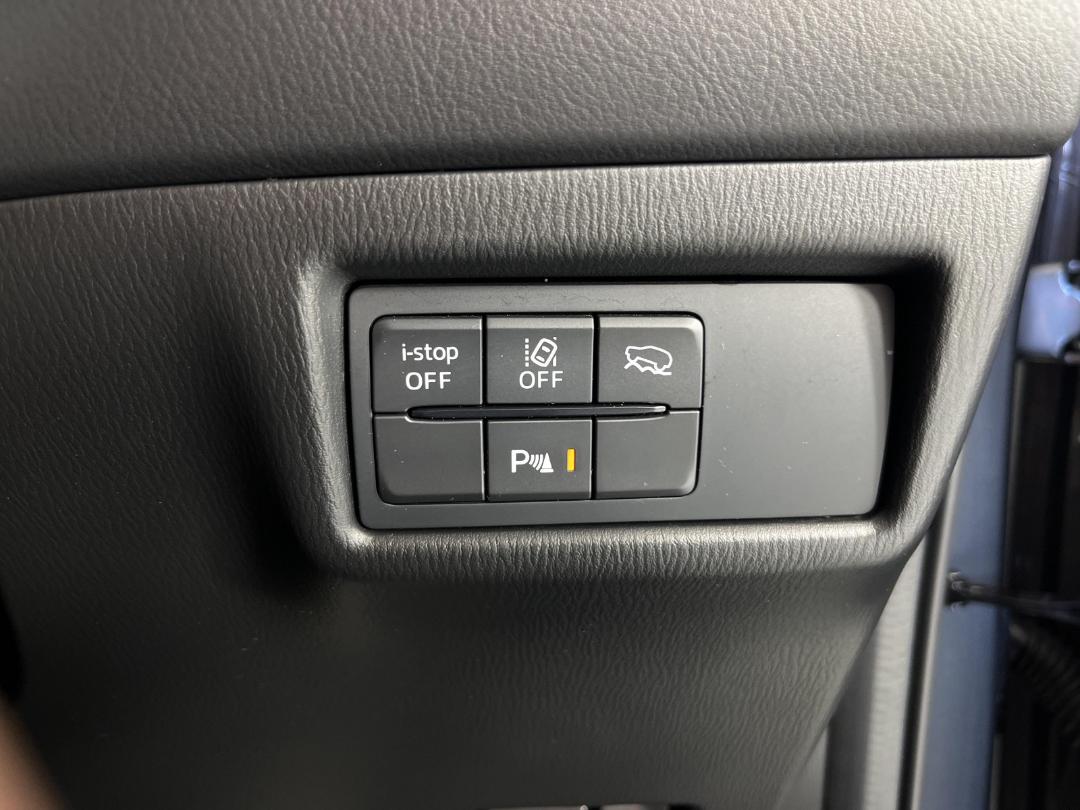 Photo '32' of Mazda CX-5