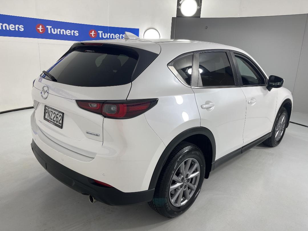 Photo '7' of Mazda CX-5 Photo '7' of Mazda CX-5