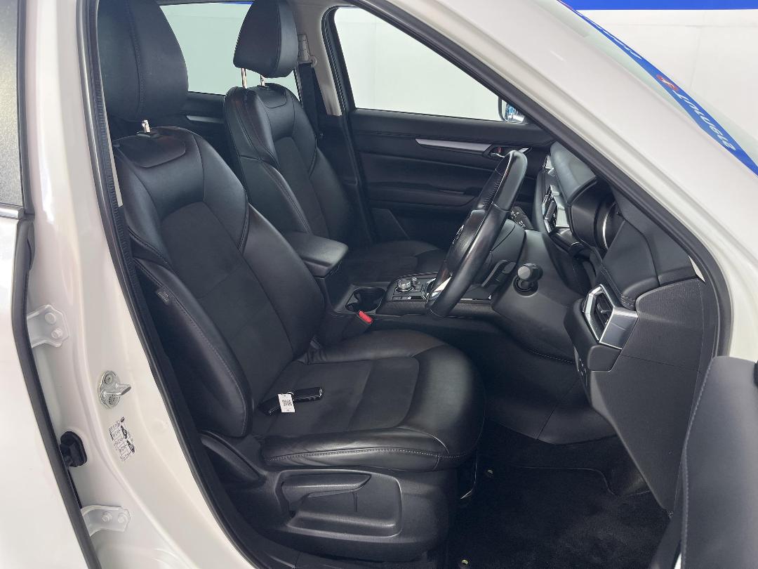 Photo '16' of Mazda CX-5 Photo '16' of Mazda CX-5