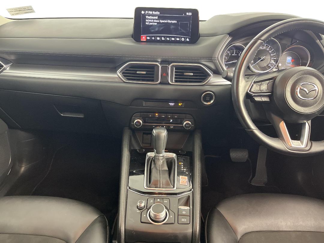 Photo '18' of Mazda CX-5 Photo '18' of Mazda CX-5