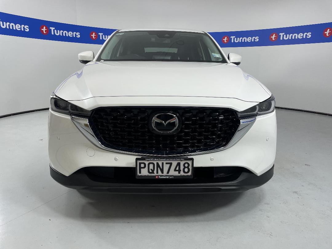 Photo '2' of Mazda CX-5