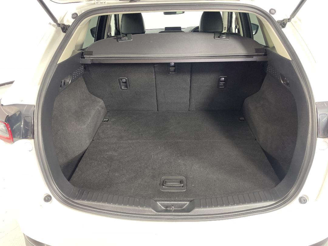 Photo '14' of Mazda CX-5