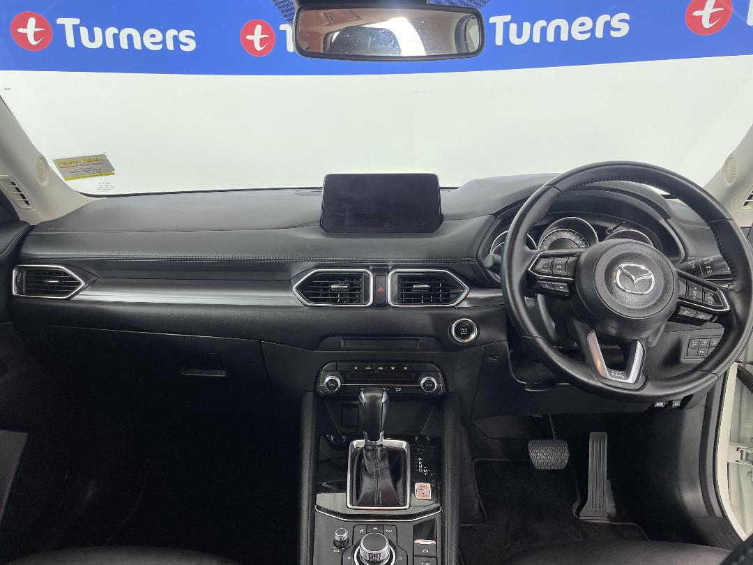 Photo '17' of Mazda CX-5