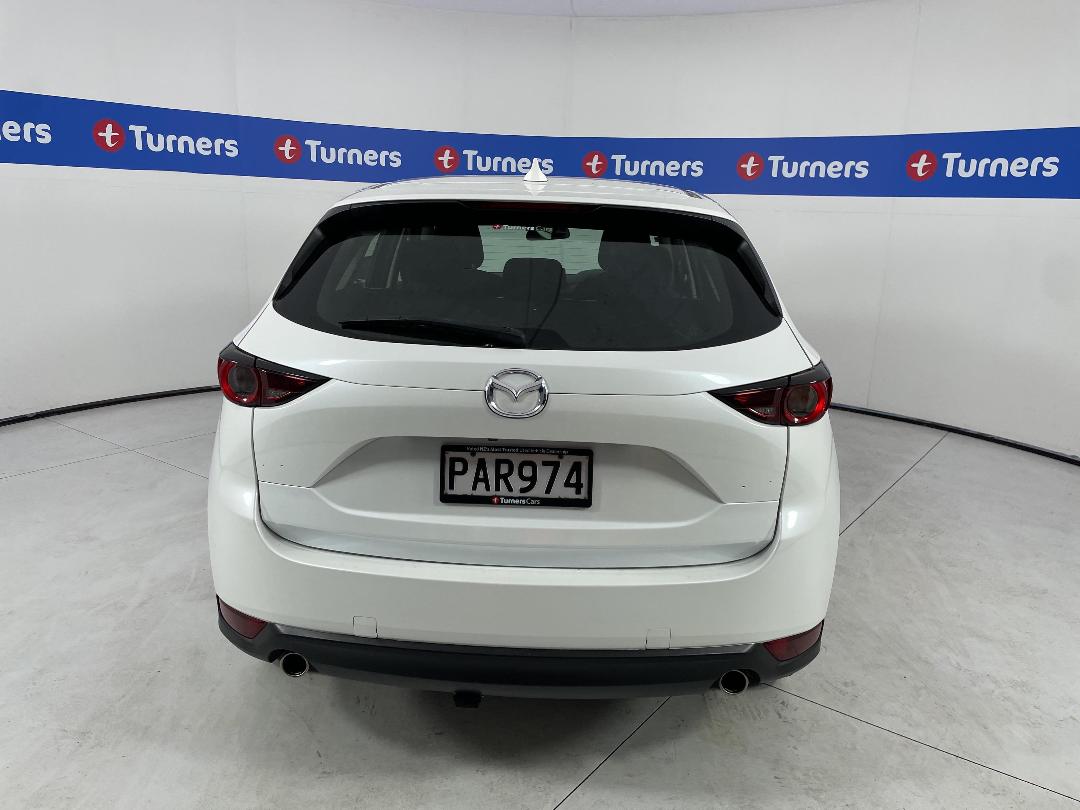 Photo '6' of Mazda CX-5