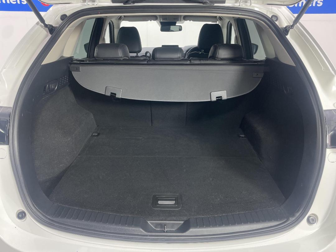 Photo '14' of Mazda CX-5