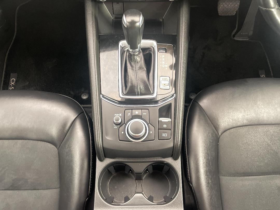 Photo '18' of Mazda CX-5