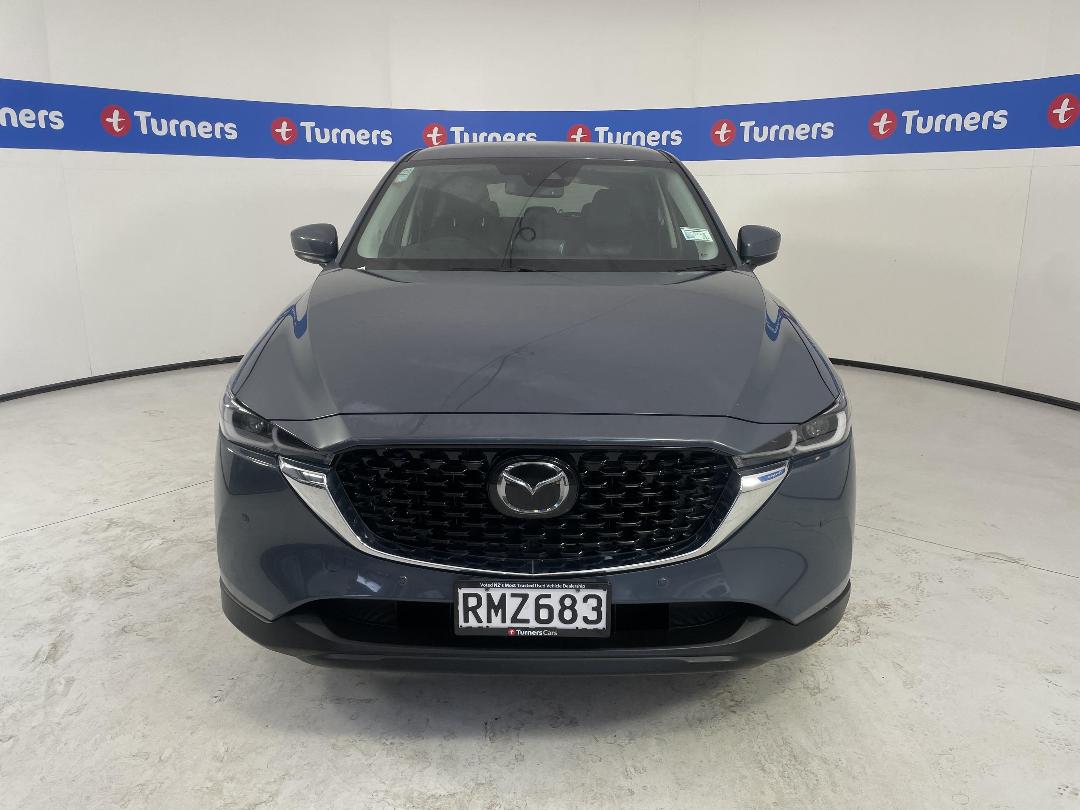 Photo '2' of Mazda CX-5