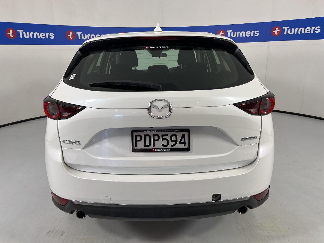 Photo '6' of Mazda CX-5 Photo '6' of Mazda CX-5