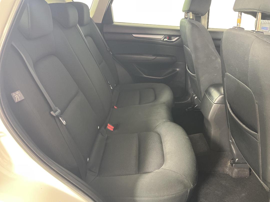 Photo '20' of Mazda CX-5 Photo '20' of Mazda CX-5