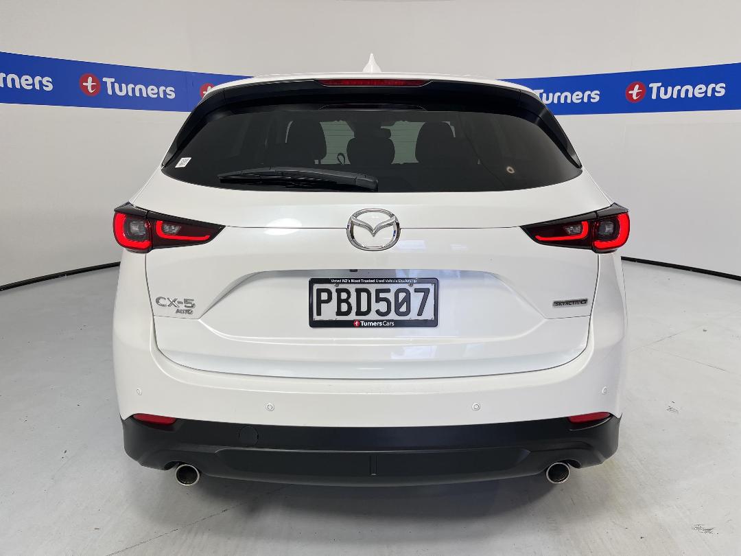 Photo '6' of Mazda CX-5 Photo '6' of Mazda CX-5