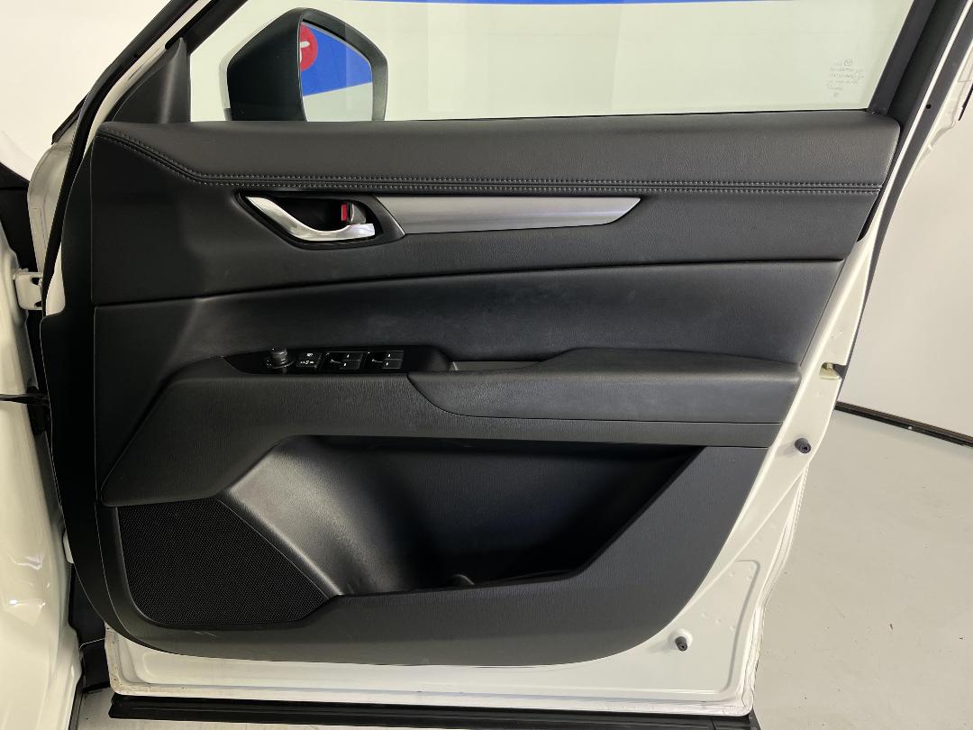 Photo '15' of Mazda CX-5 Photo '15' of Mazda CX-5