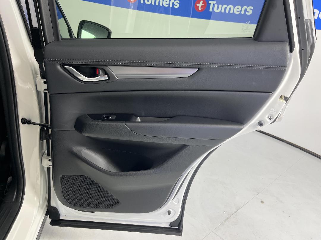 Photo '19' of Mazda CX-5 Photo '19' of Mazda CX-5