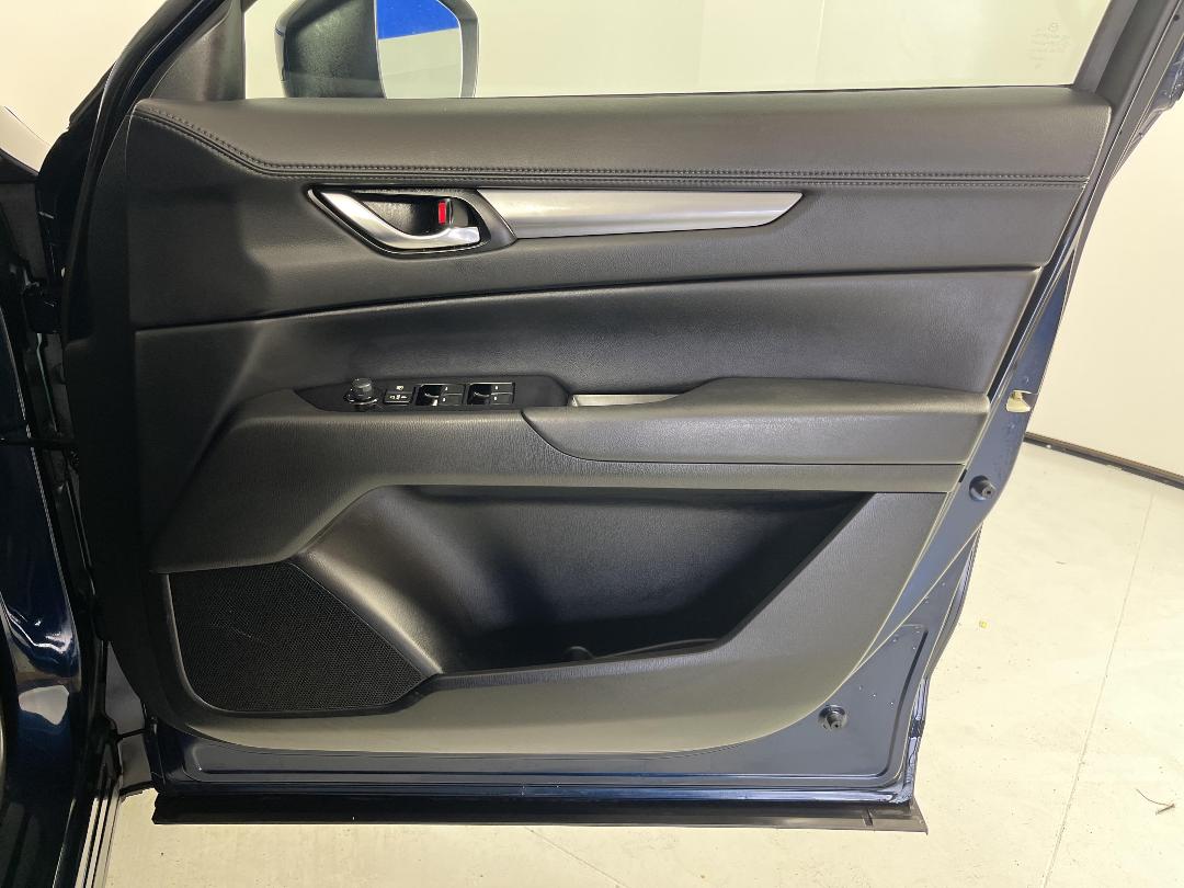 Photo '15' of Mazda CX-5