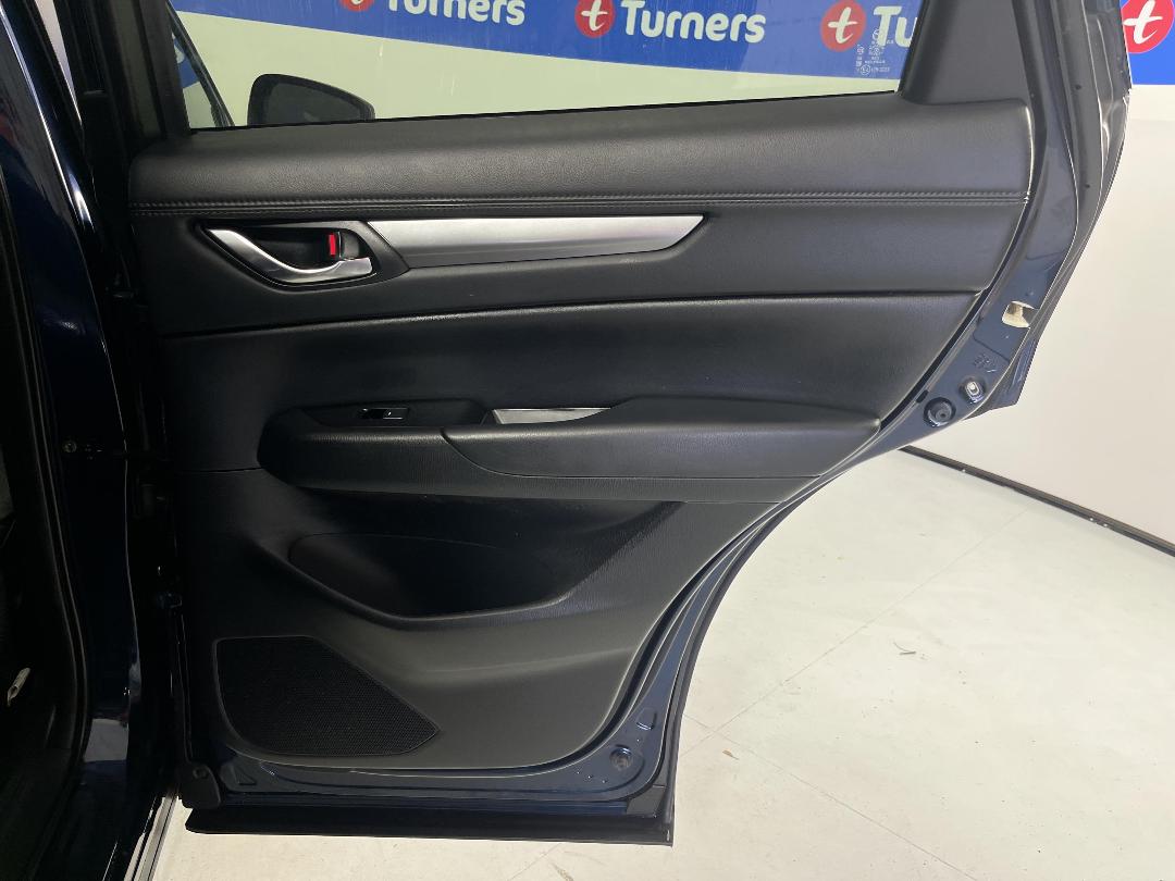 Photo '19' of Mazda CX-5