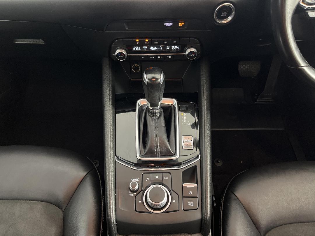 Photo '18' of Mazda CX-5