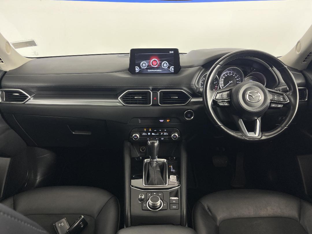 Photo '17' of Mazda CX-5