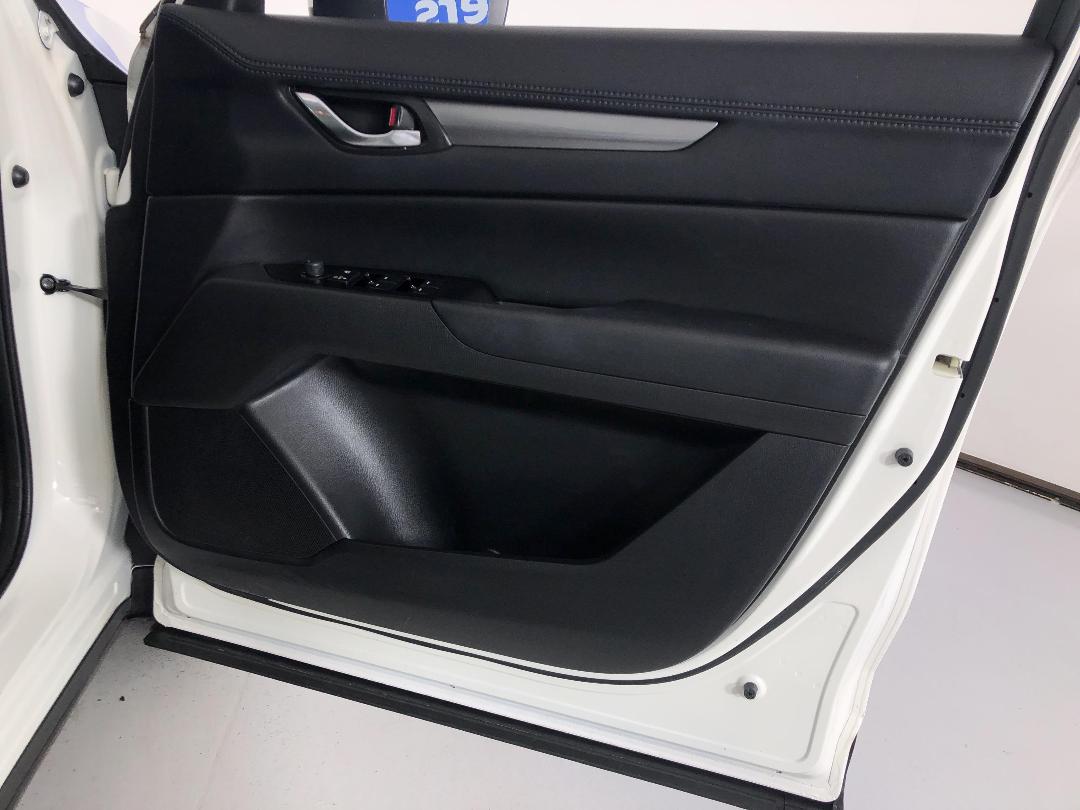 Photo '15' of Mazda CX-5