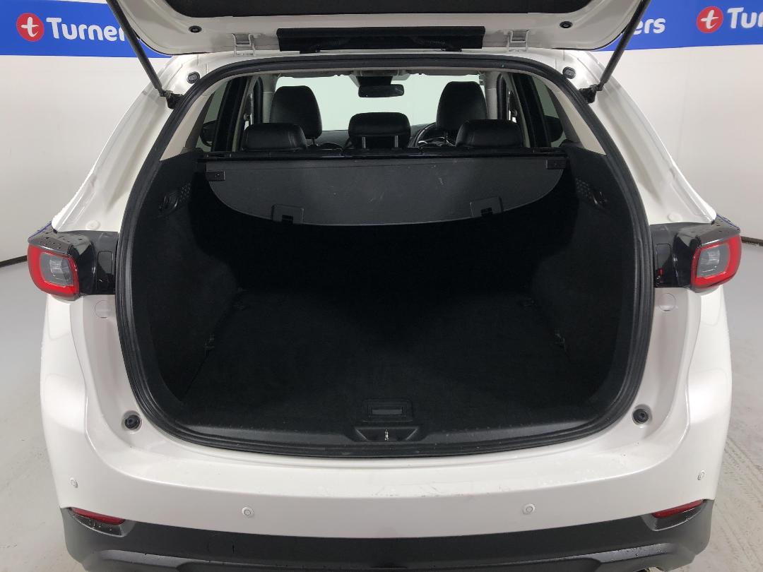 Photo '14' of Mazda CX-5 Photo '14' of Mazda CX-5