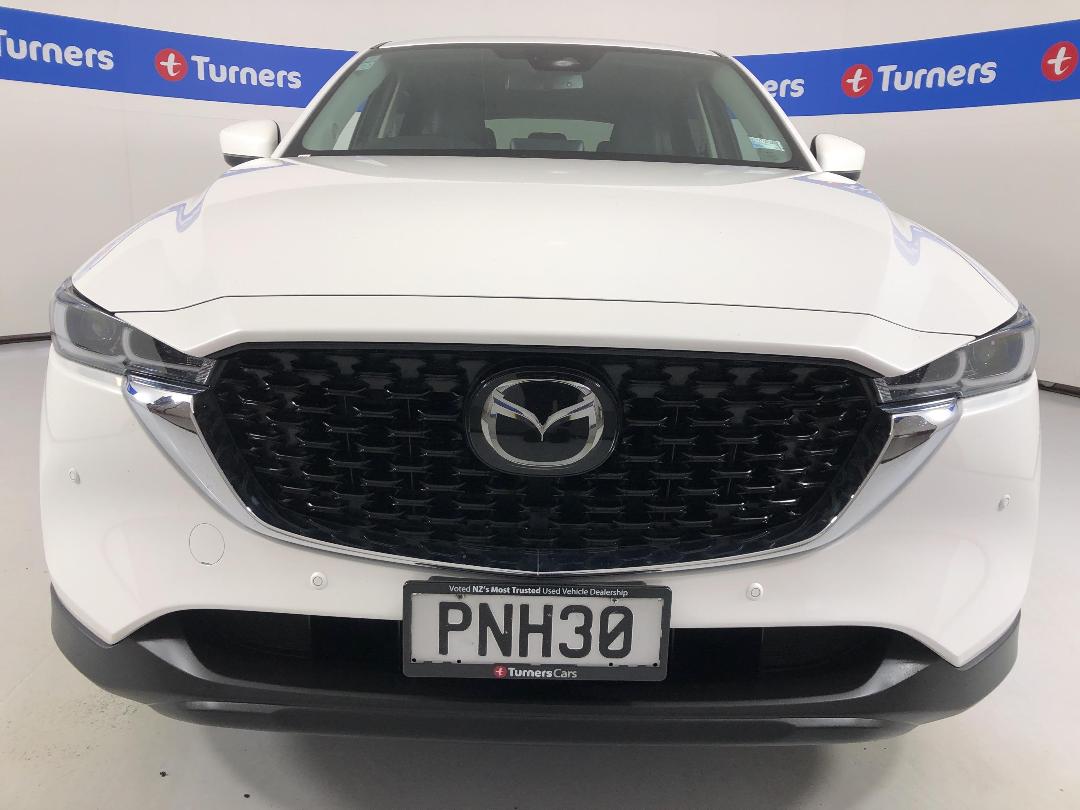 Photo '2' of Mazda CX-5