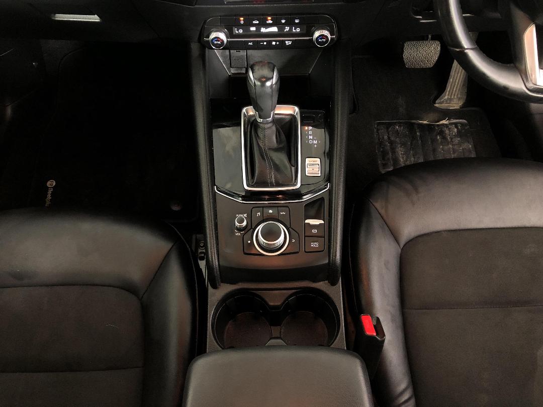 Photo '18' of Mazda CX-5