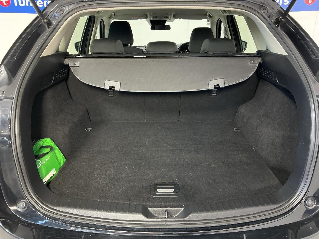 Photo '14' of Mazda CX-5