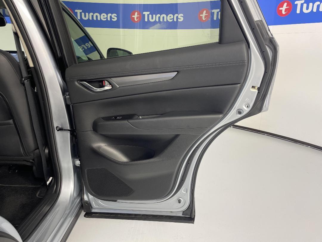 Photo '19' of Mazda CX-5 Photo '19' of Mazda CX-5