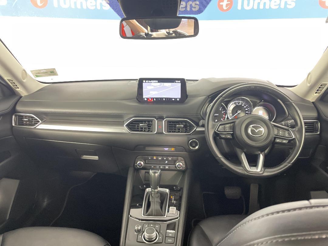 Photo '17' of Mazda CX-5 Photo '17' of Mazda CX-5