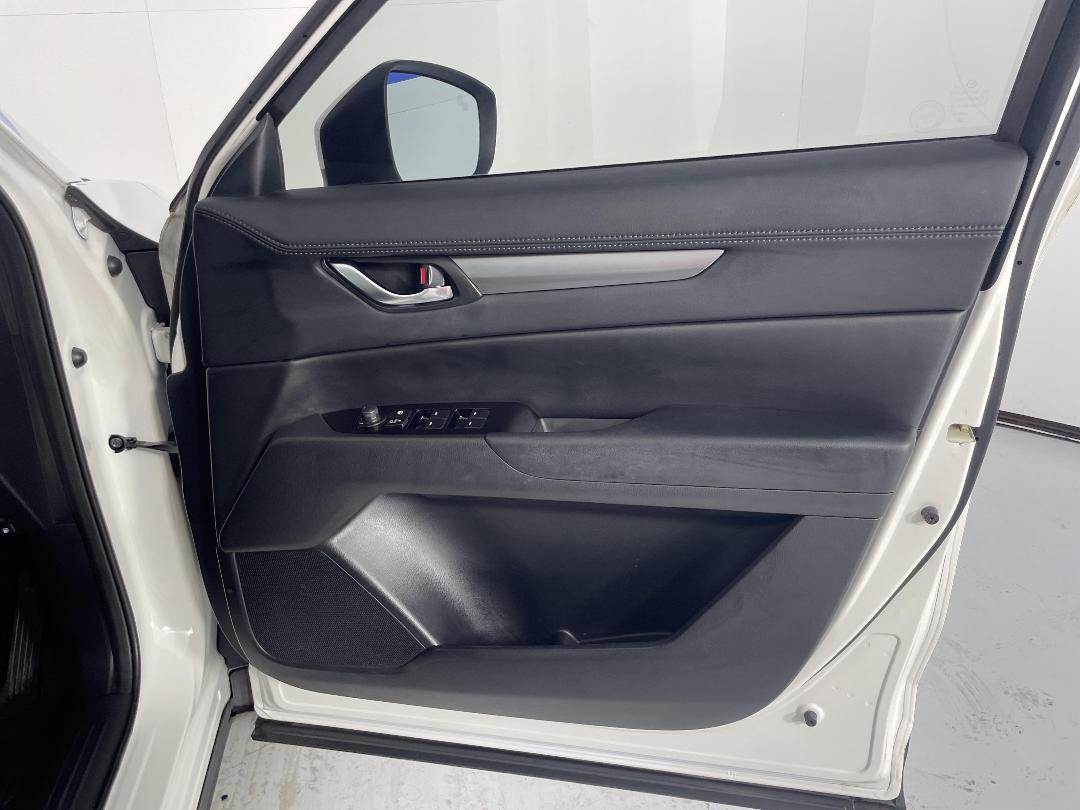 Photo '15' of Mazda CX-5 Photo '15' of Mazda CX-5