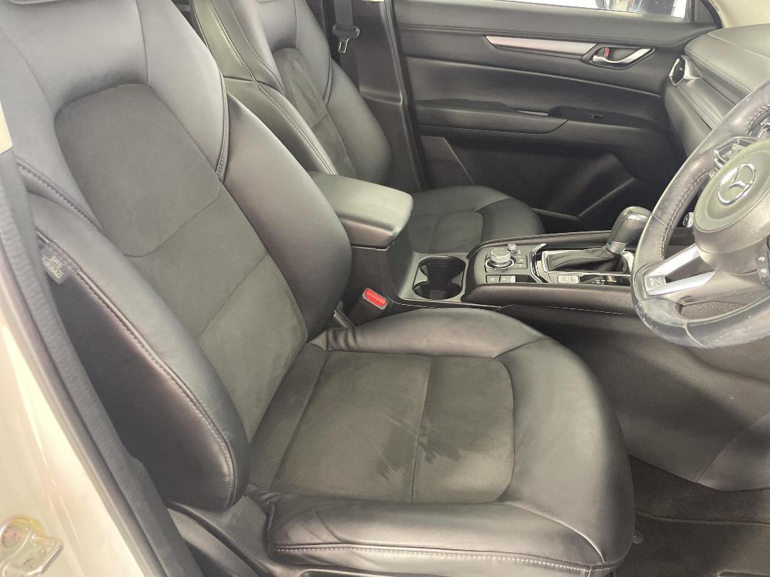 Photo '16' of Mazda CX-5 Photo '16' of Mazda CX-5