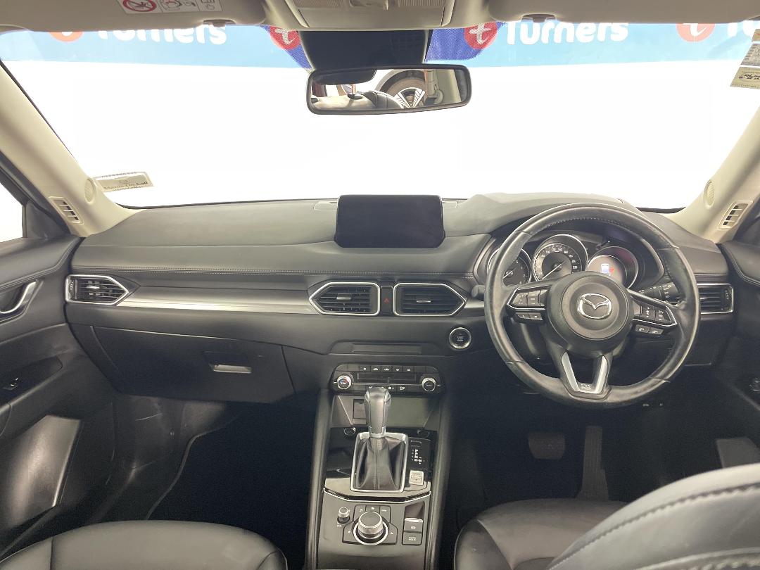 Photo '17' of Mazda CX-5 Photo '17' of Mazda CX-5