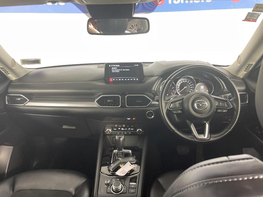 Photo '17' of Mazda CX-5