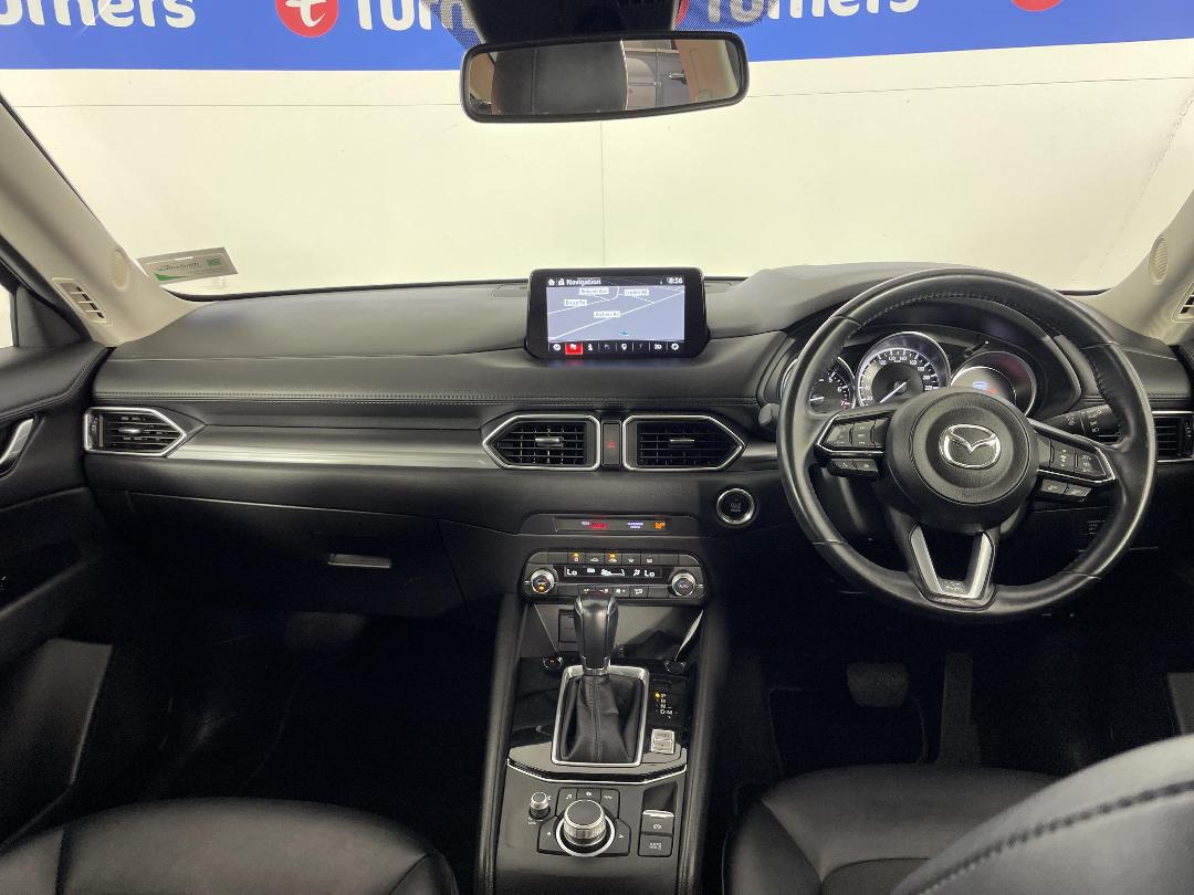 Photo '17' of Mazda CX-5