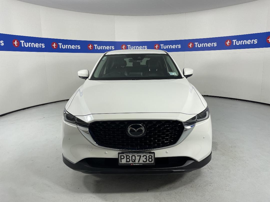 Photo '2' of Mazda CX-5