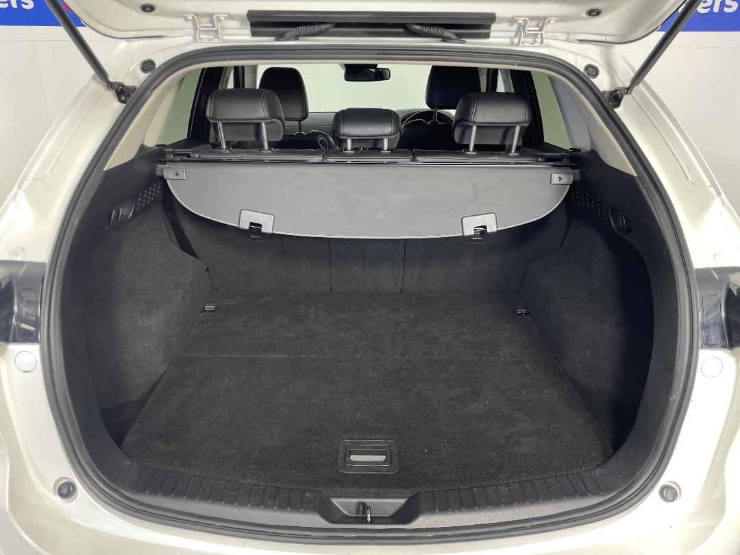 Photo '14' of Mazda CX-5