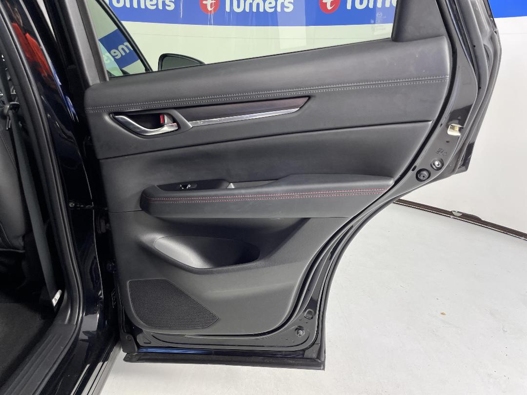 Photo '19' of Mazda CX-5 Photo '19' of Mazda CX-5