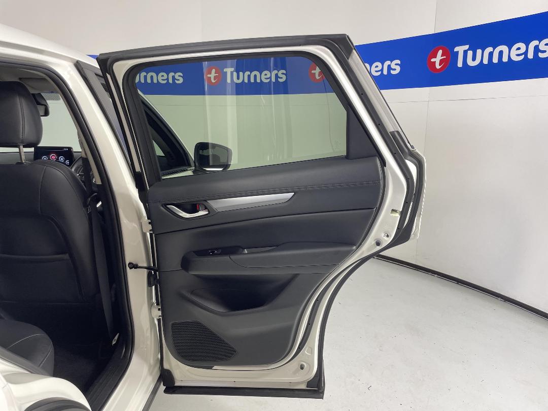 Photo '19' of Mazda CX-5