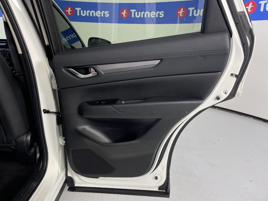 Photo '19' of Mazda CX-5