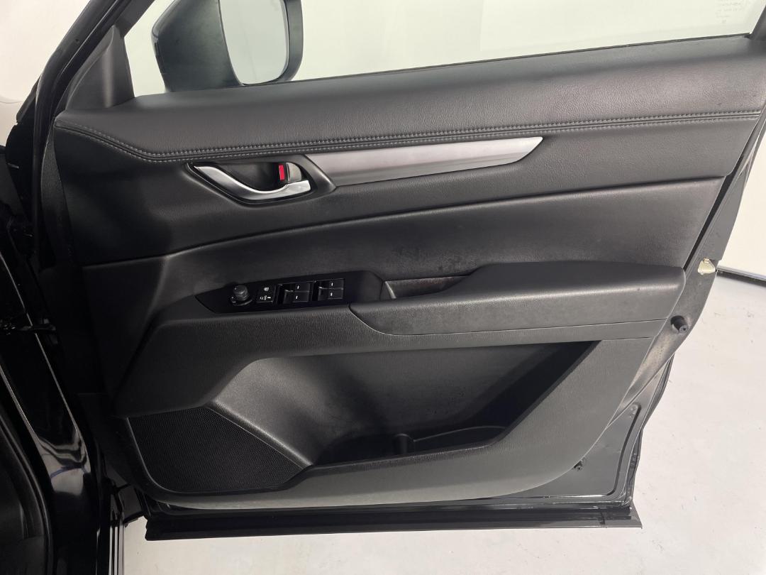 Photo '15' of Mazda CX-5 Photo '15' of Mazda CX-5