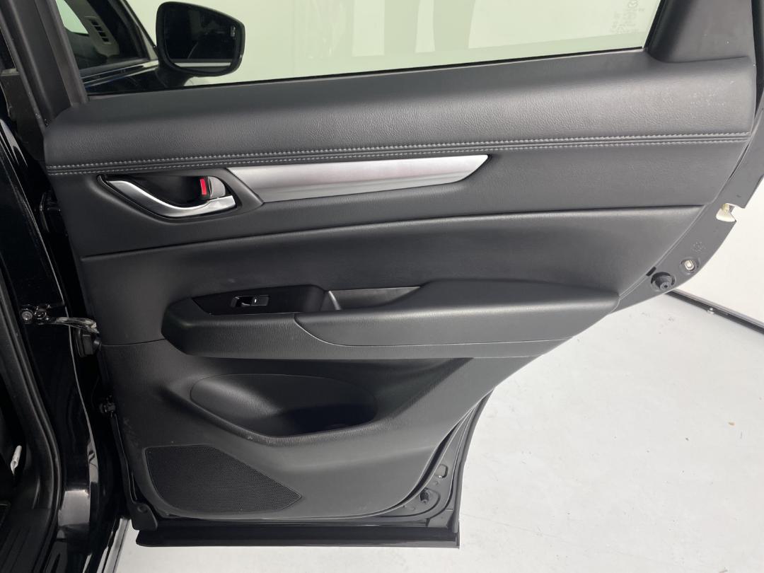 Photo '19' of Mazda CX-5 Photo '19' of Mazda CX-5