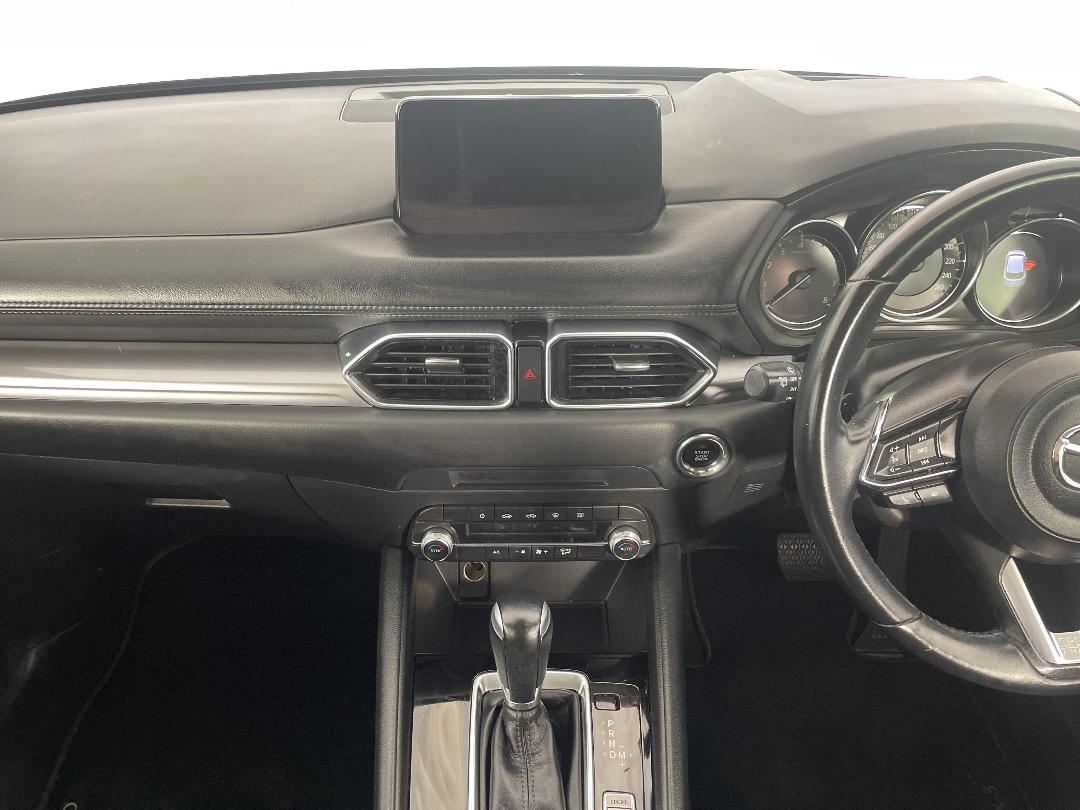 Photo '18' of Mazda CX-5 Photo '18' of Mazda CX-5