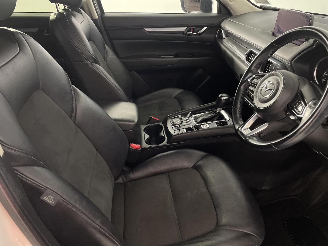 Photo '16' of Mazda CX-5 Photo '16' of Mazda CX-5