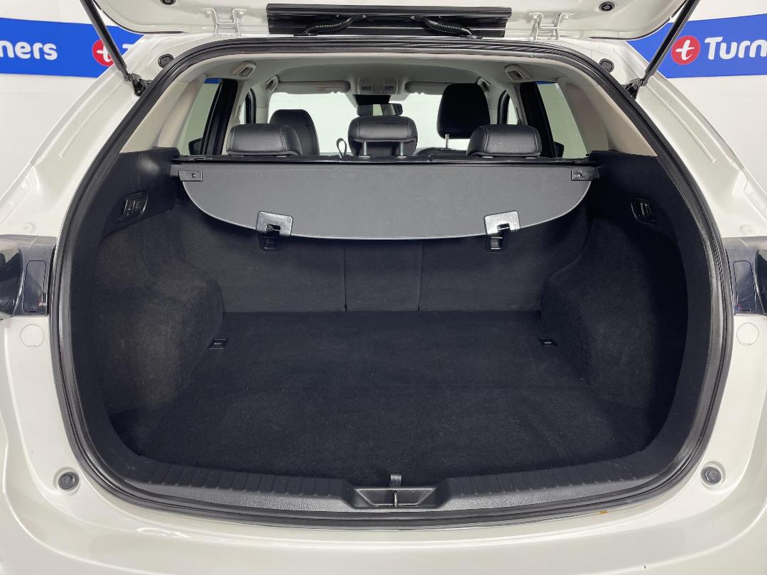 Photo '14' of Mazda CX-5