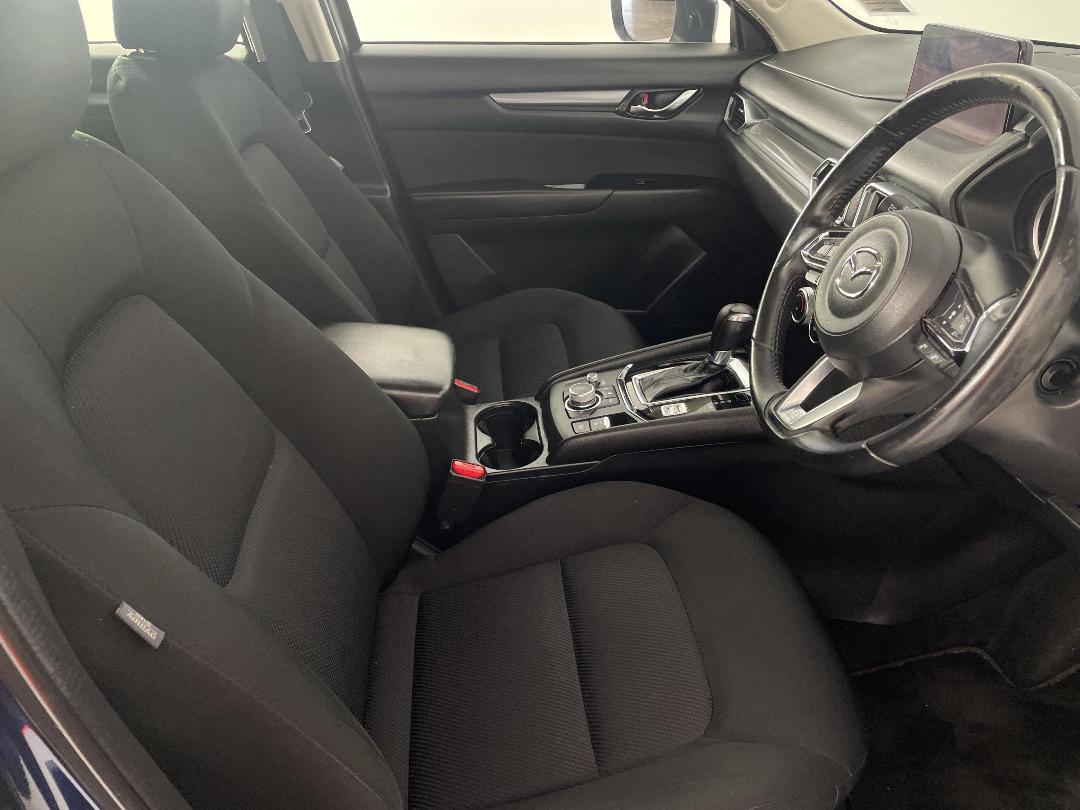 Photo '16' of Mazda CX-5