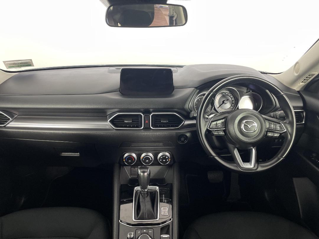 Photo '17' of Mazda CX-5 Photo '17' of Mazda CX-5